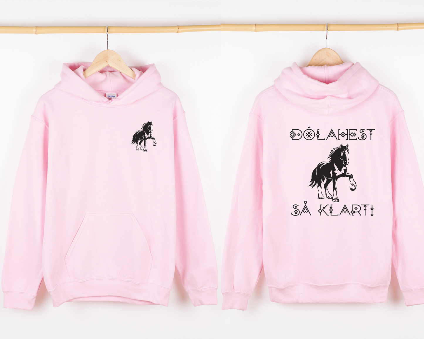 Hettegenser Dølahest | Dølahest så klart! | Unisex