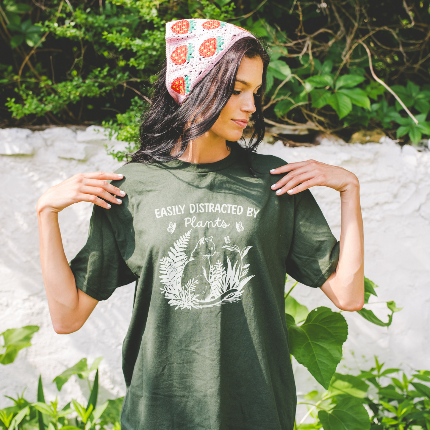 T-skjorte Hage | Easily distracted by plants | Unisex