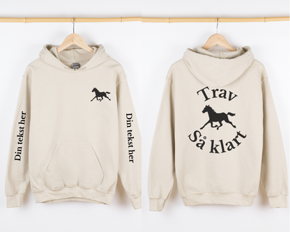Trav så klart | Personlig hettegenser hest | Unisex