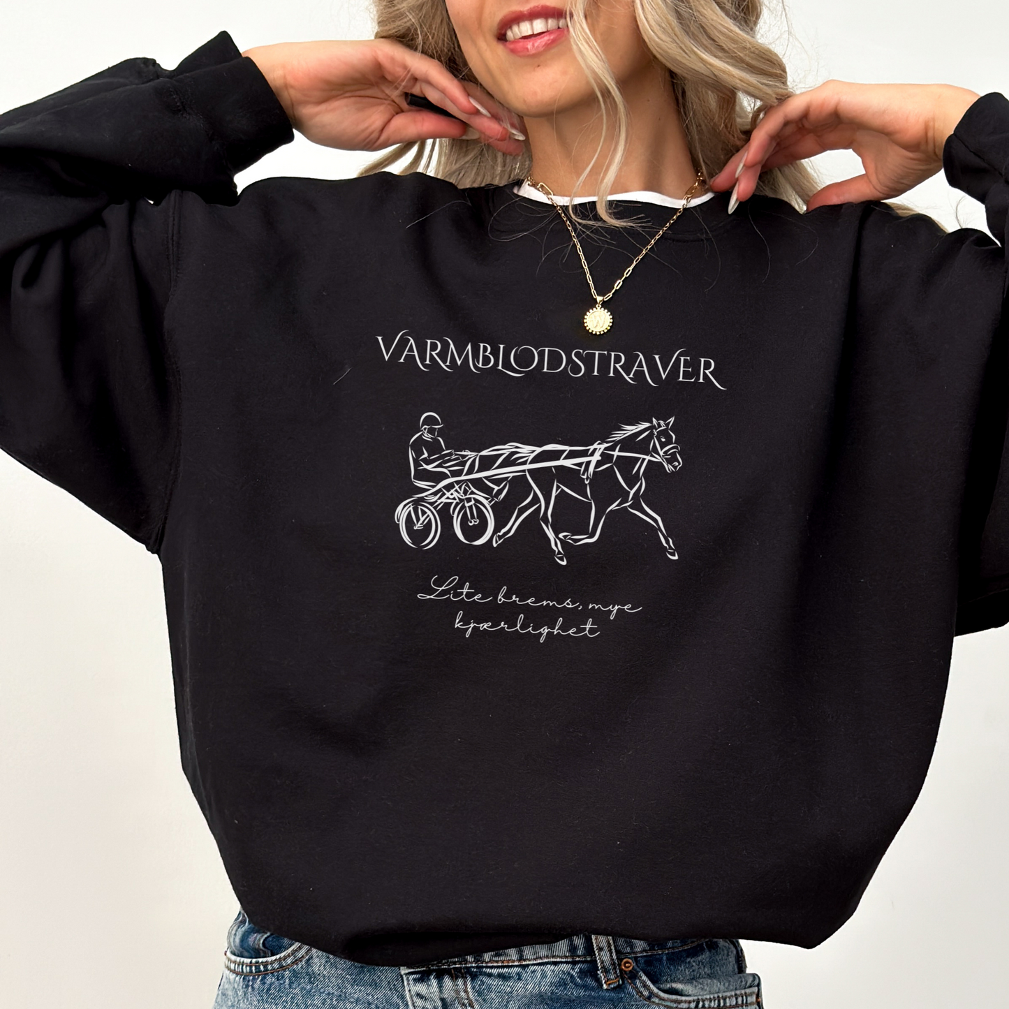 Hestegenser | Varmblodstraver - Lite brems, mye kjærlighet | Unisex